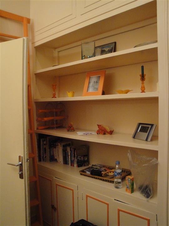 Apartment shelf