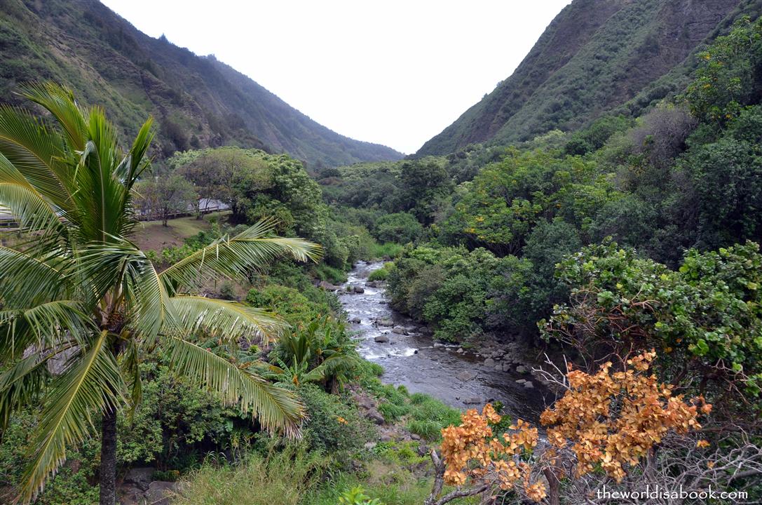 iao valley state park stream