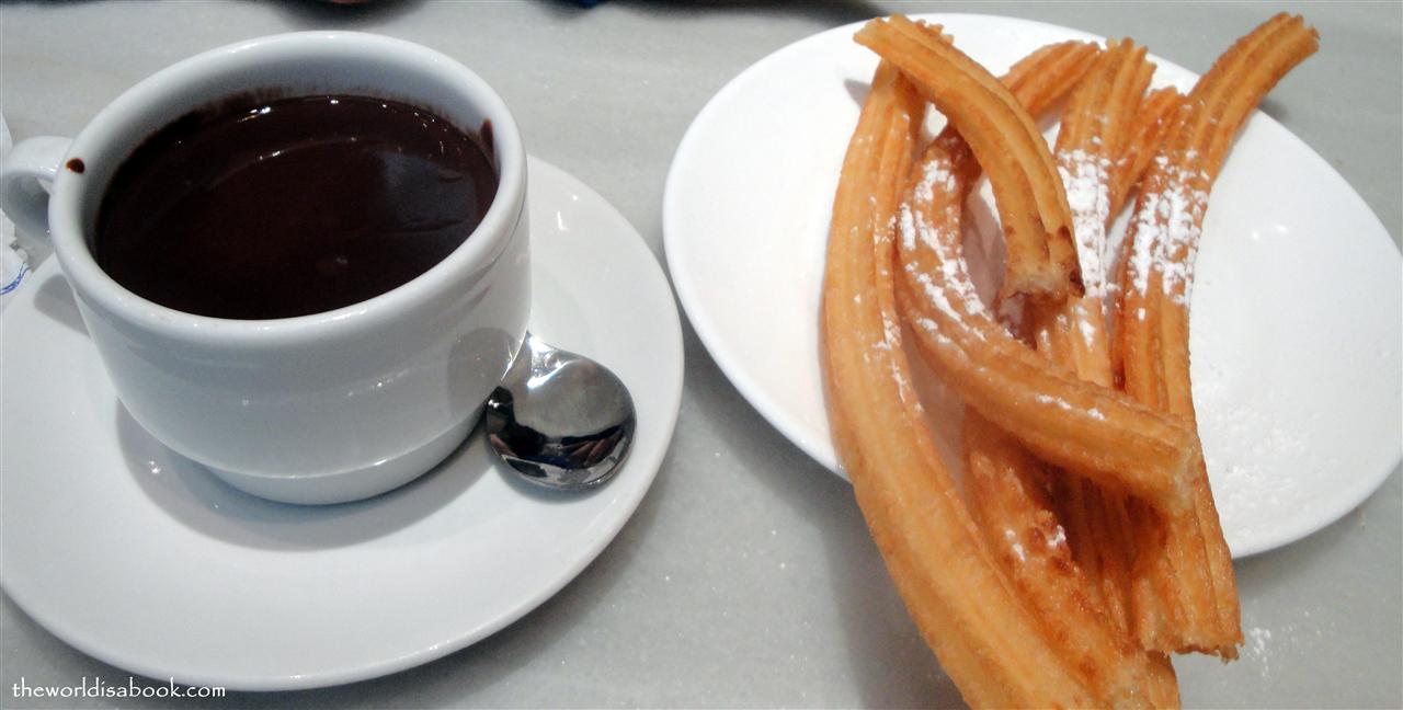 Churros con chocolate