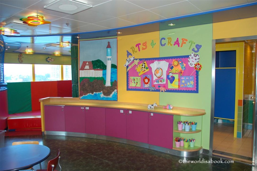 Caribbean Princess arts & crafts corner