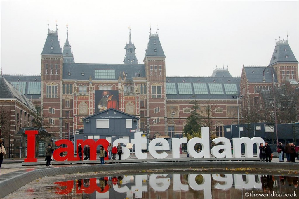 I amsterdam sign