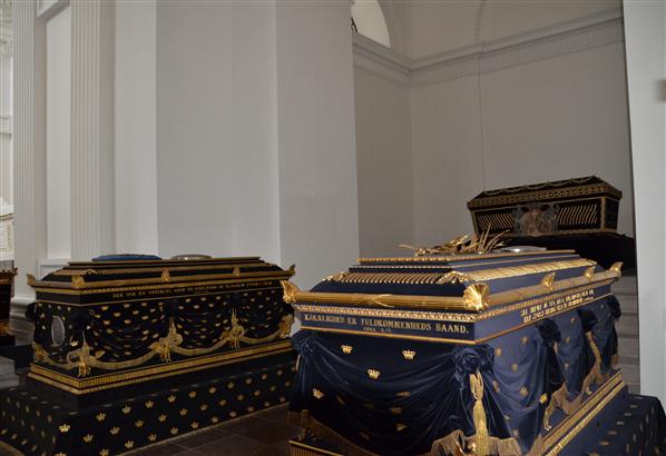 Roskilde Frederik chapel coffins