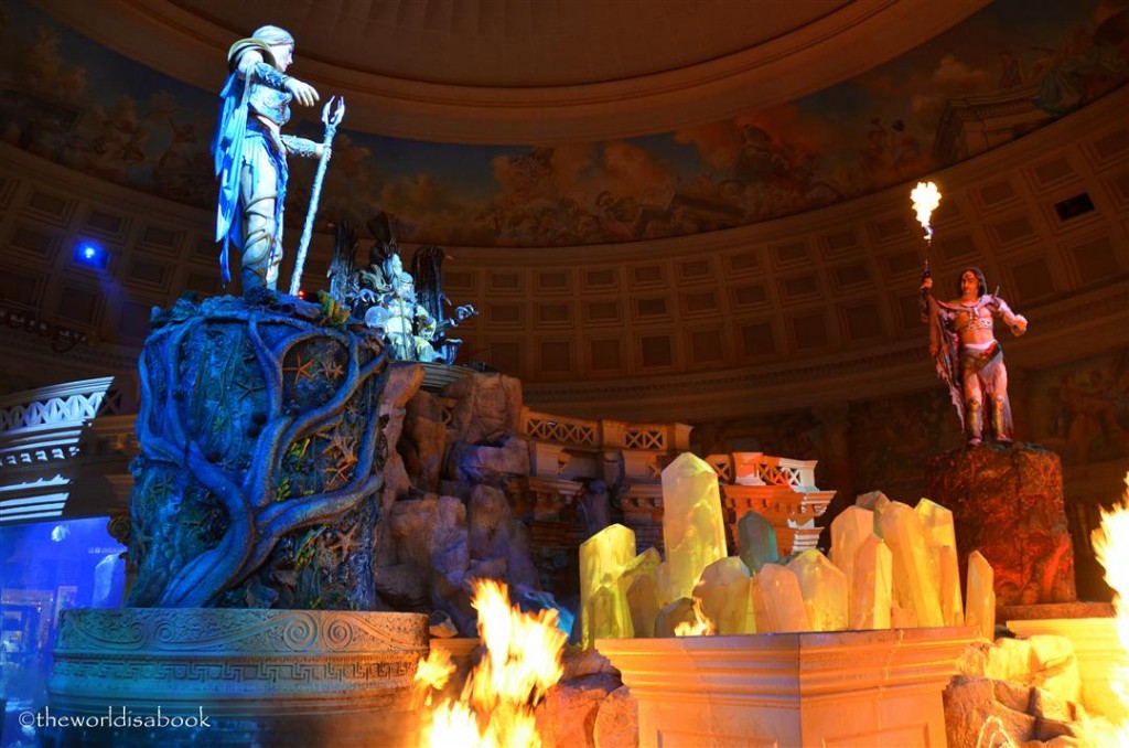 Caesar's Palace moving statues