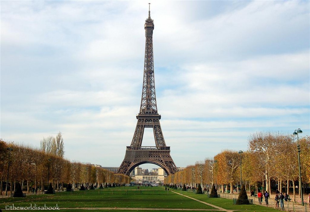 Paris Eiffel Tower in Fall