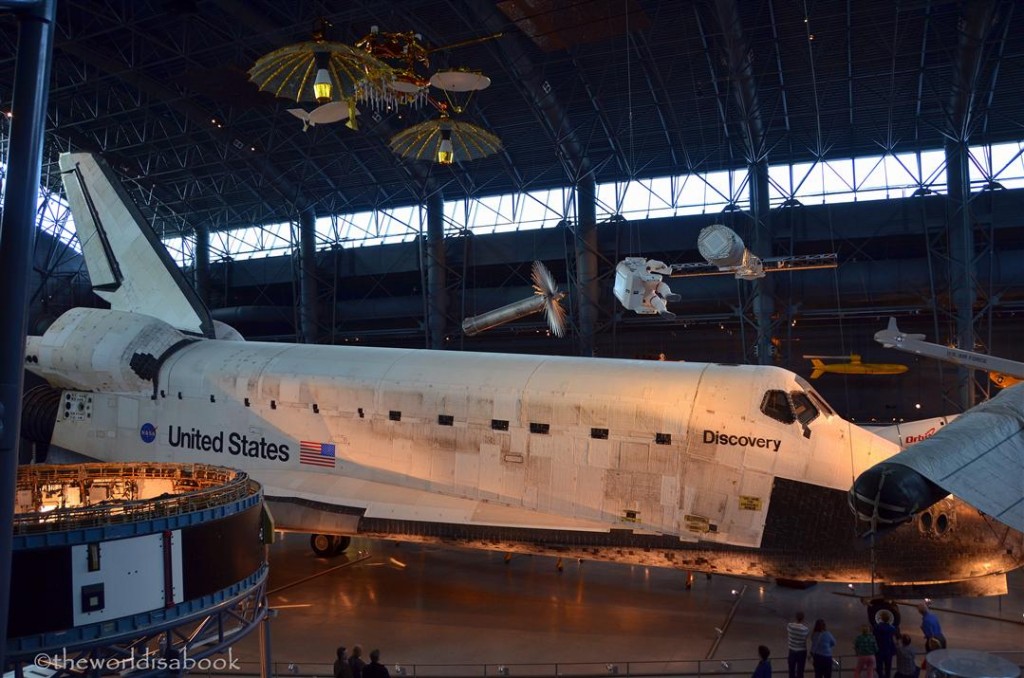 Udvar Hazy Center Discovery Space shuttle