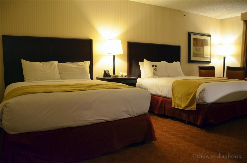 Doubletree Colorado springs room