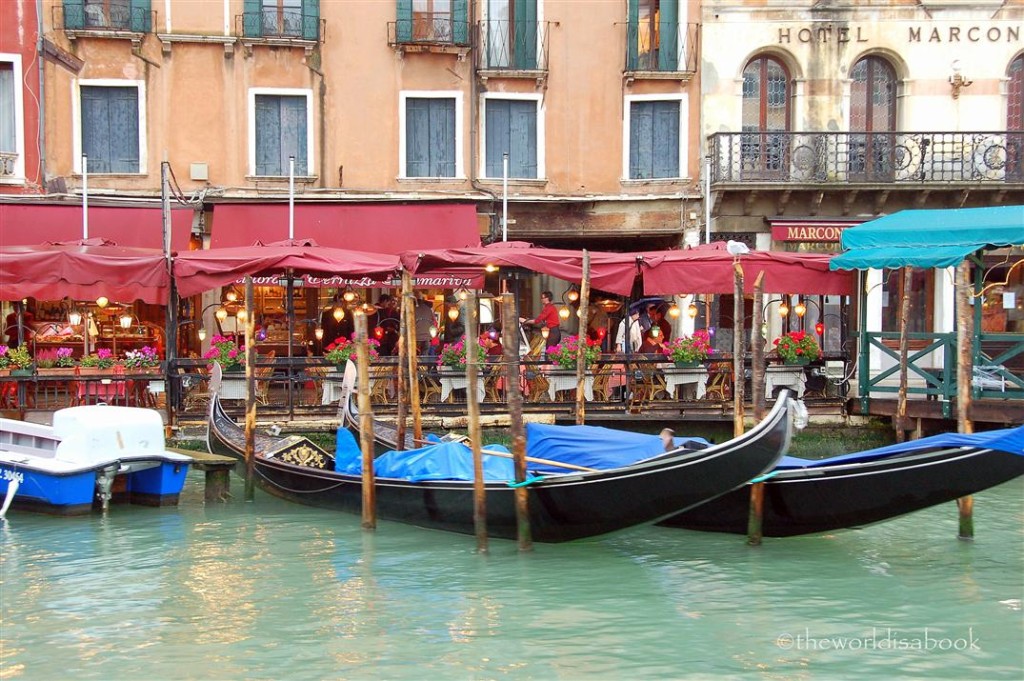 venice gondolas restaurant