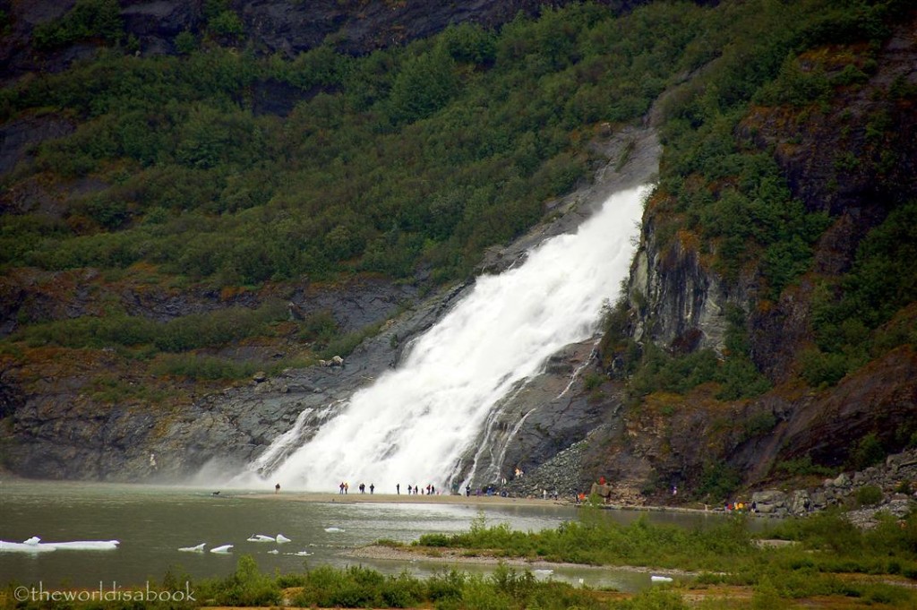 Mendenhall hiking trail