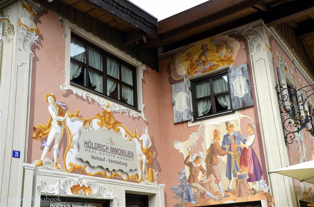 Oberammergau frescoes luftl