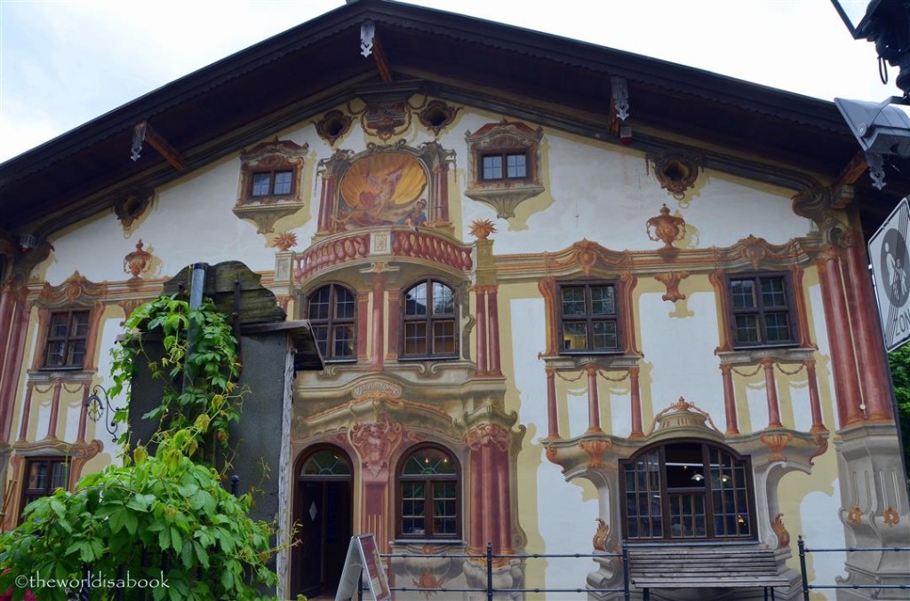 Oberammergau frescoes luft