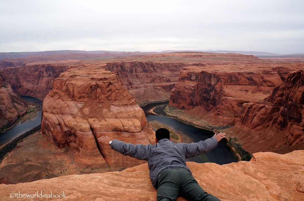 Horseshoe Bend with tourist