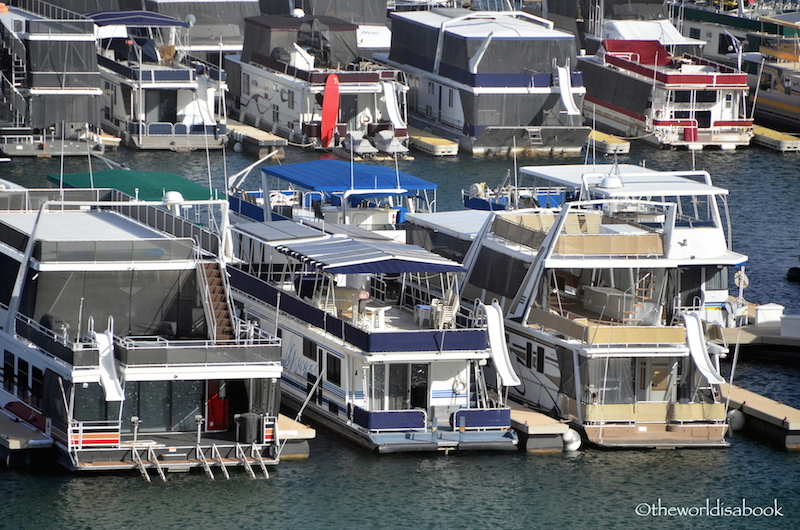 Lake Powell houseboats