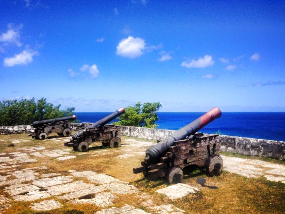 Guam guns