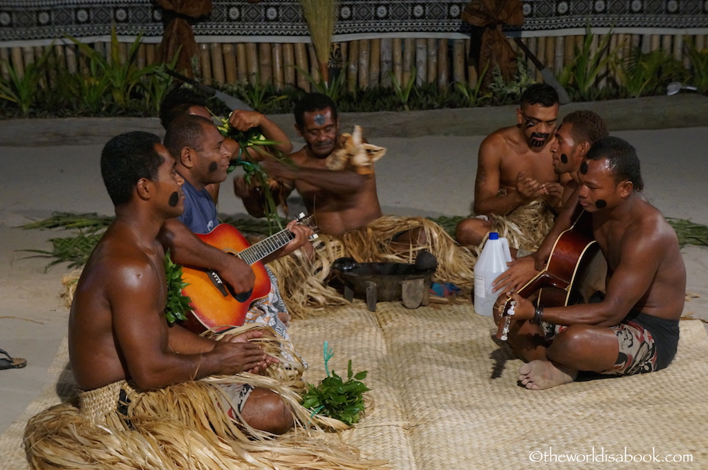 Robinson Crusoe Fiji kava ceremony
