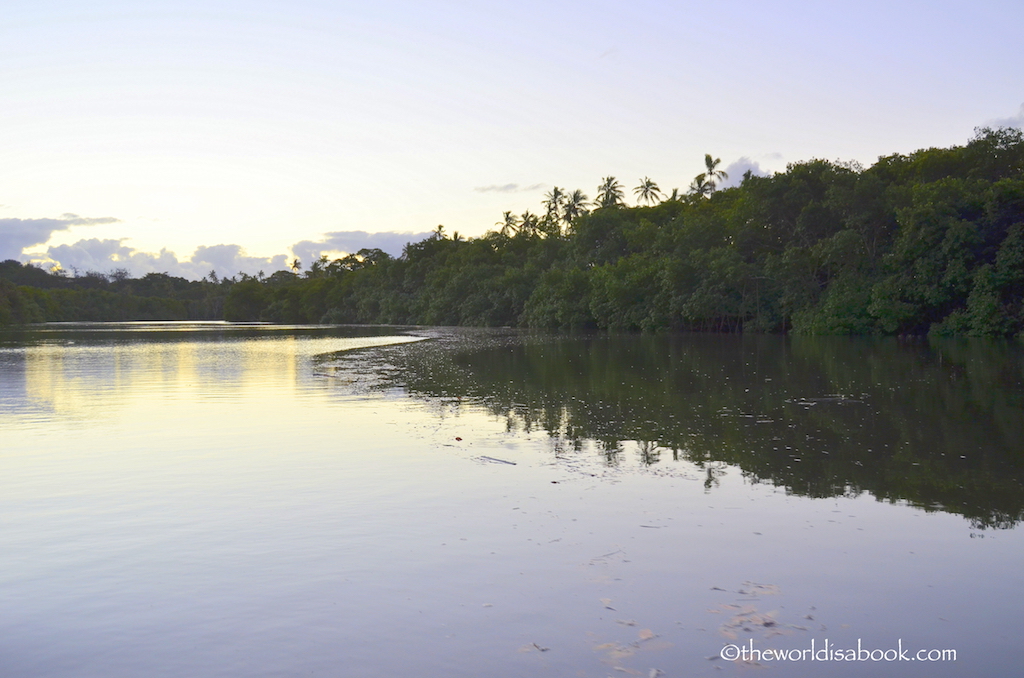 Robinson Crusoe jetty lagoon Fiji