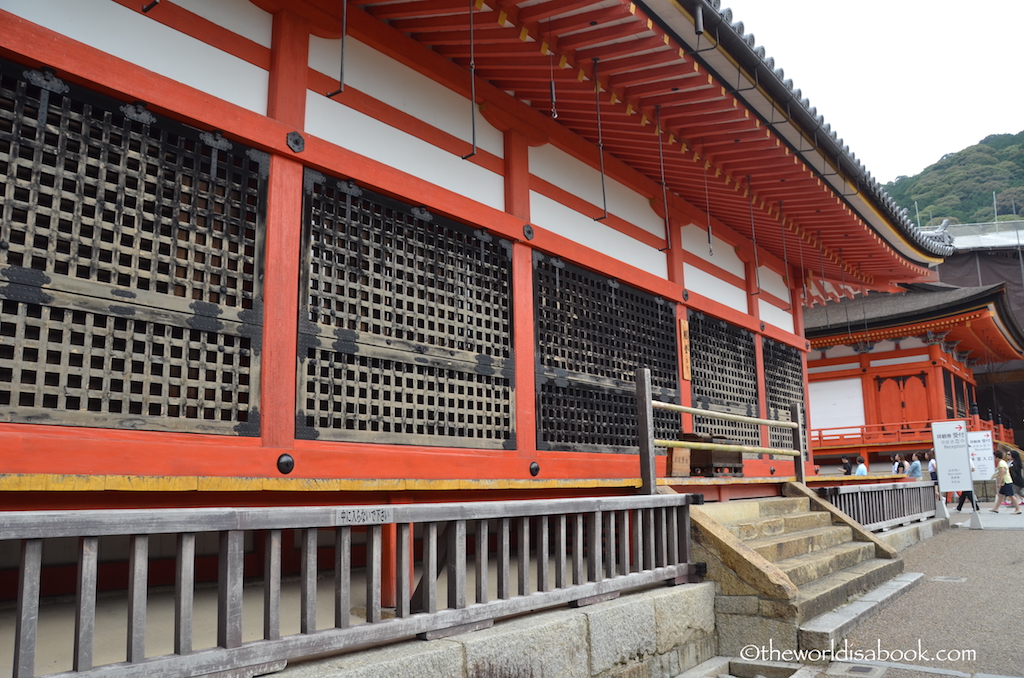 Kiyomizudera Temple structures