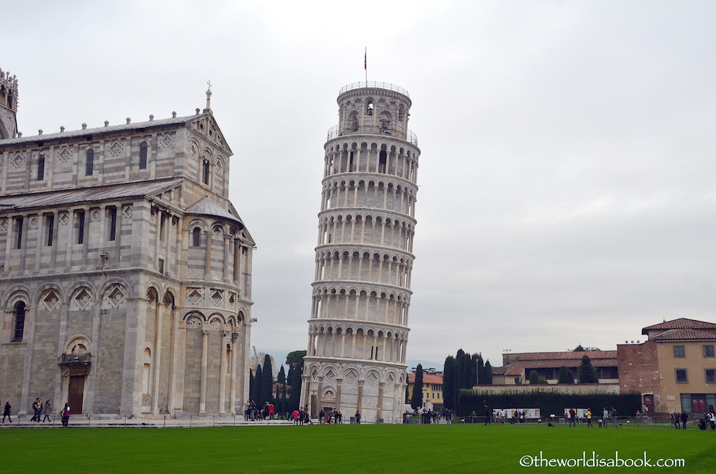 Leaning tower of Pisa with kids