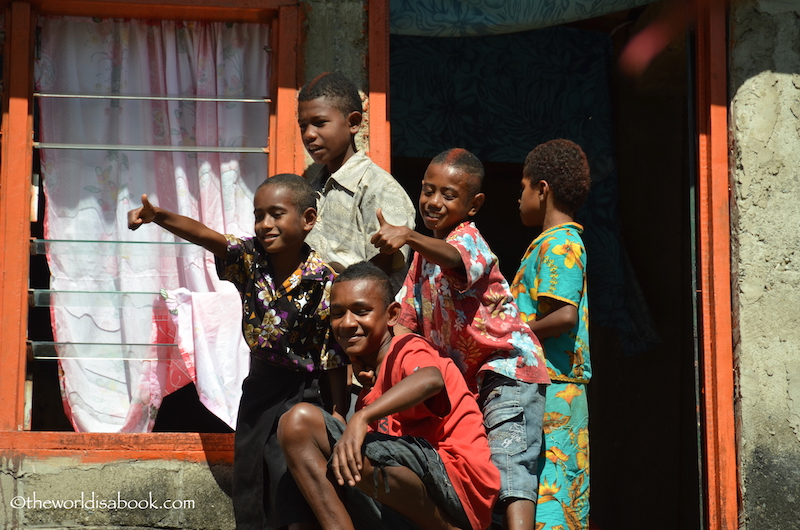 Fiji Natawatawadi Village with kids