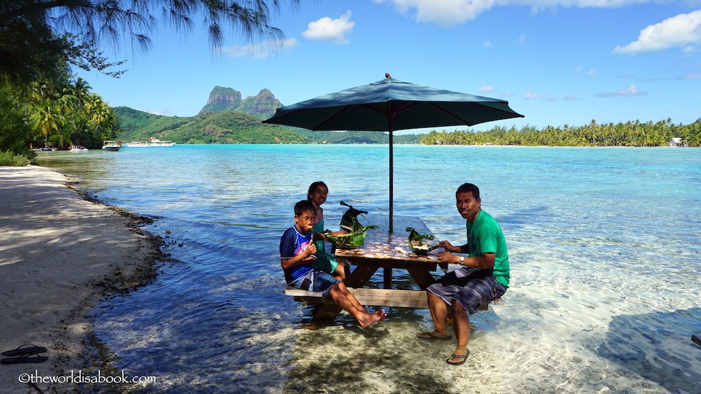 Bora Bora lunch at motu