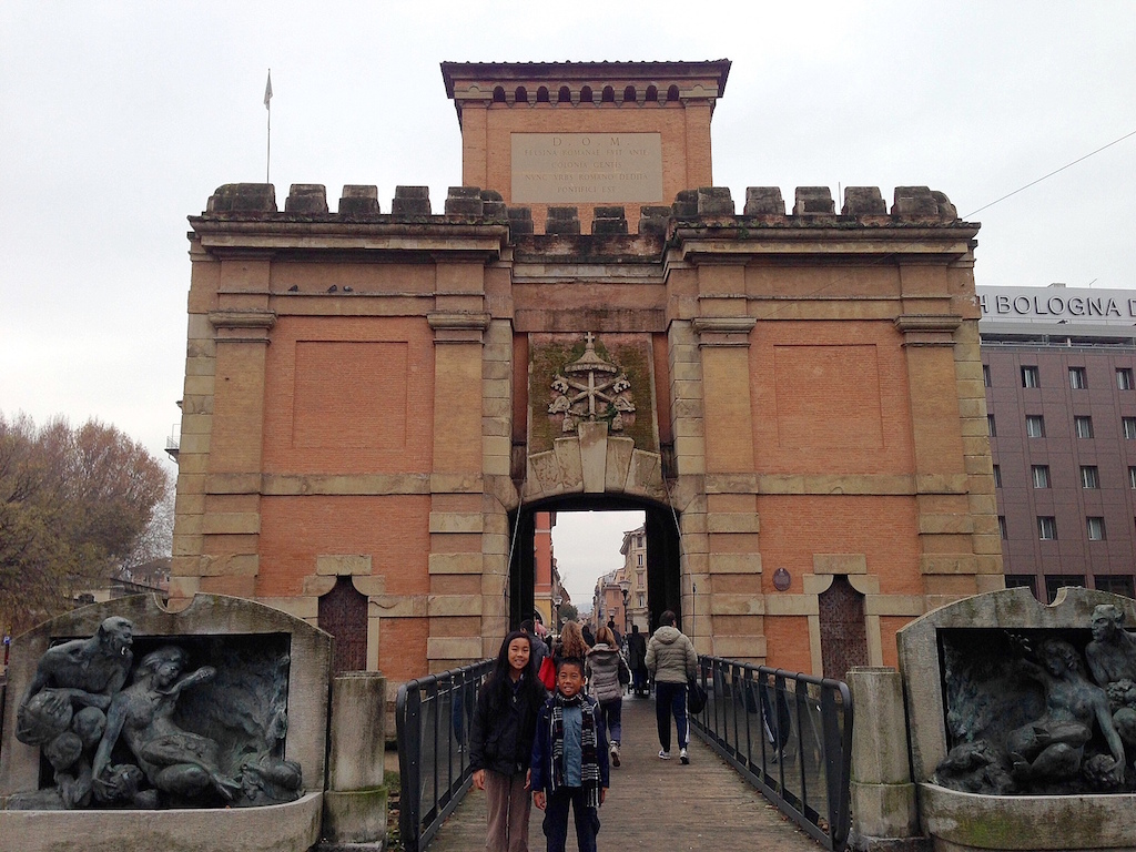 Bologna gateway