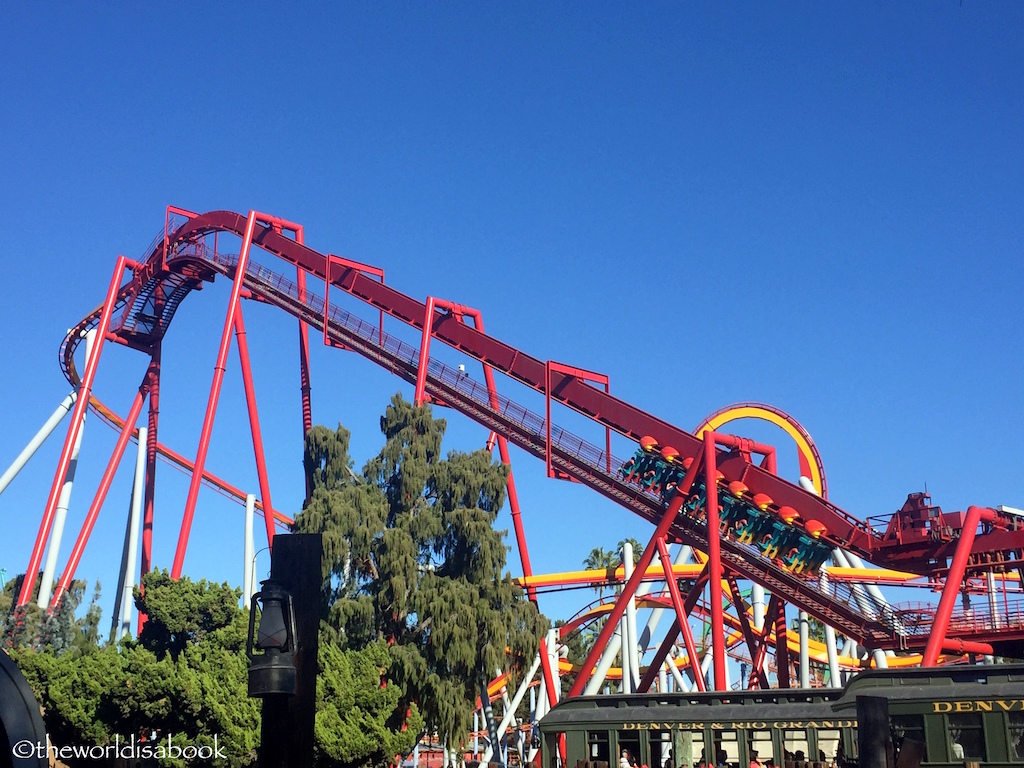 Knotts Berry Farm rollercoaster