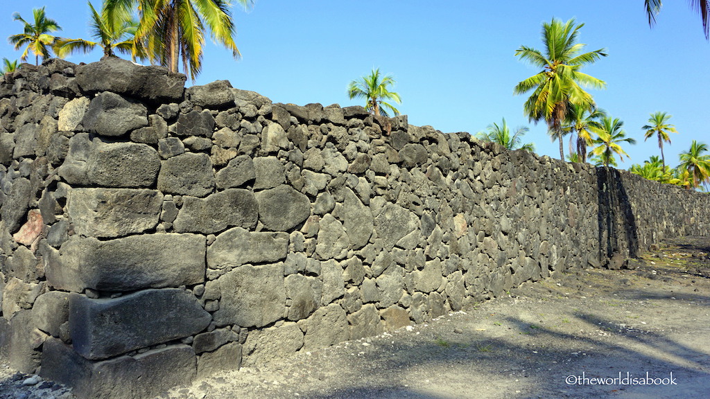 Puʻuhonua o Hōnaunau National Historical Park wall
