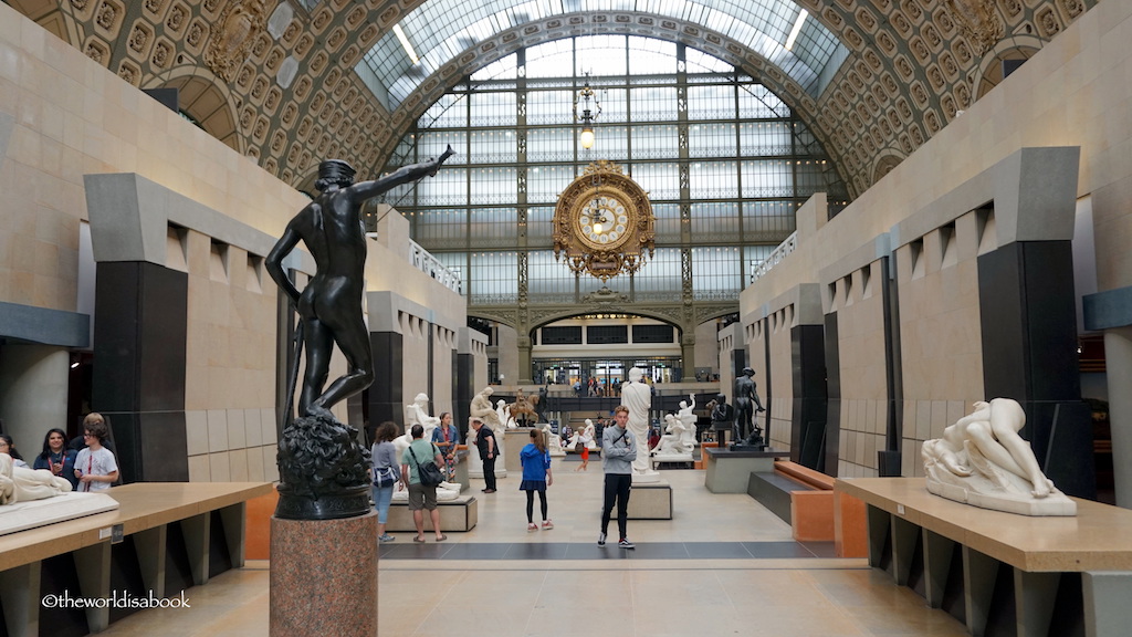 Paris Musee d'Orsay hall