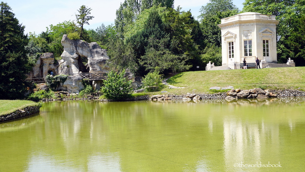Estate Trianon garden grotto