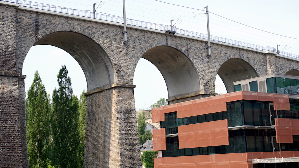 Luxembourg City contrast