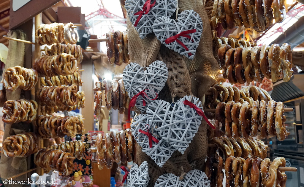 Colmar market pretzel