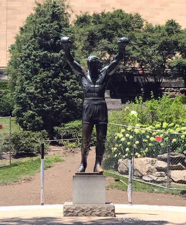 Philadelphia Rocky statue