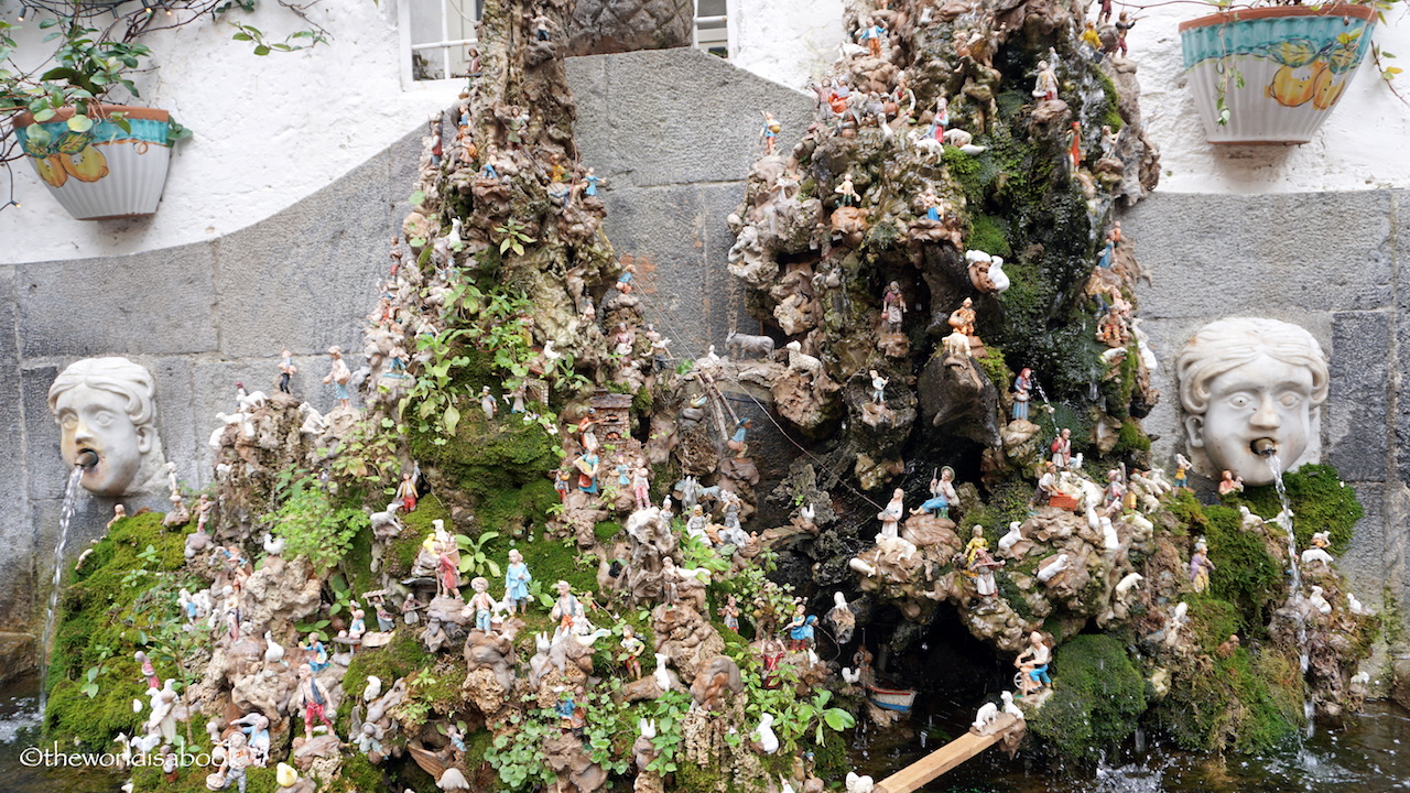 Amalfi Nativity fountain