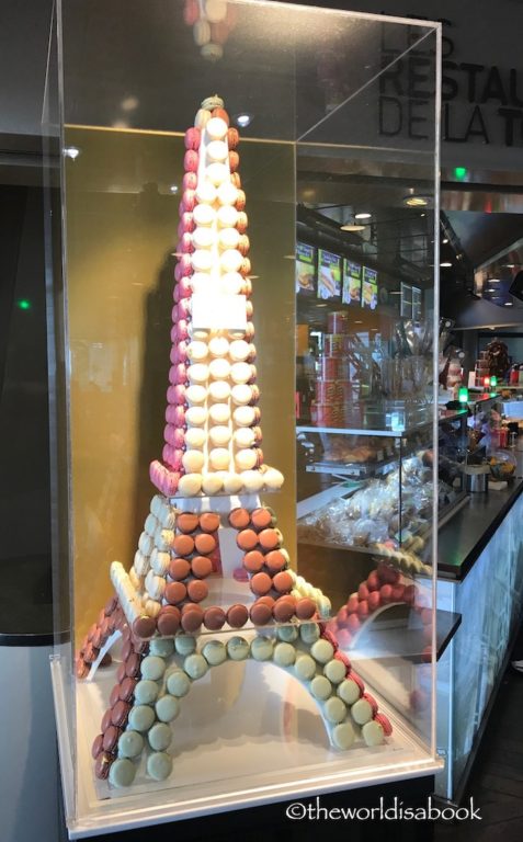 Eiffel tower macarons