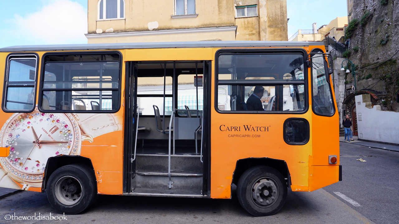 Capri bus