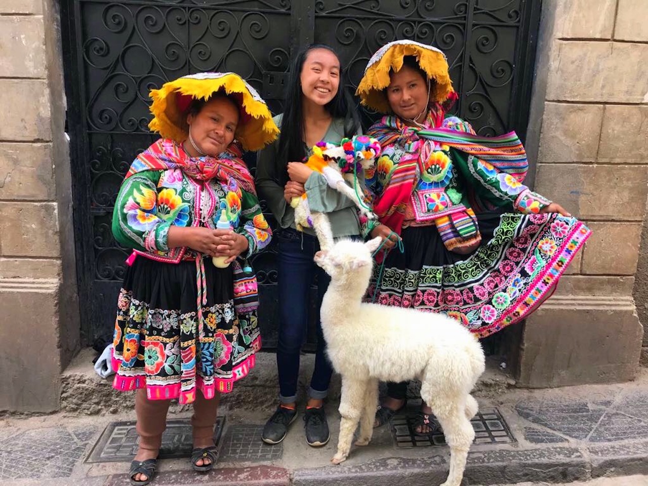 Cusco with kids alpaca
