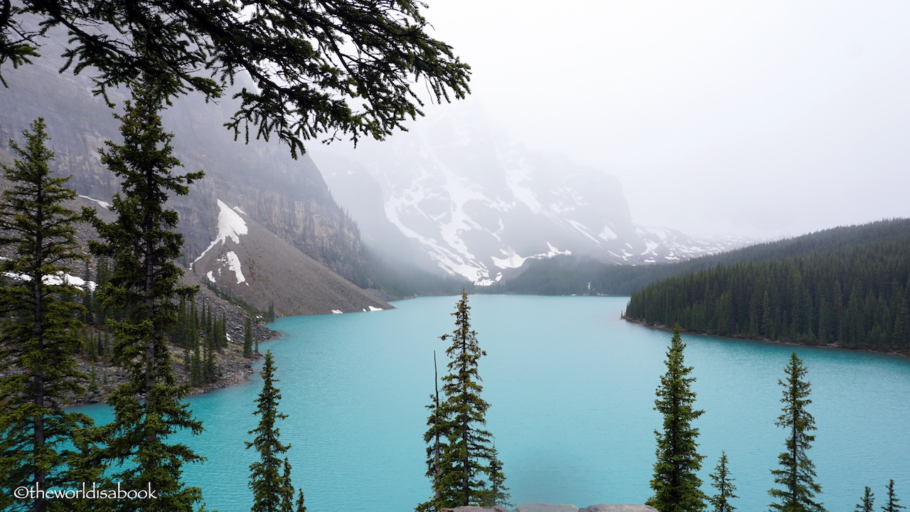 Moraine Lake Banff cloudy