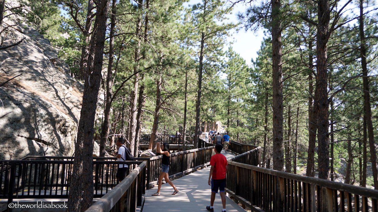 Mount Rushmore Presidential Trail