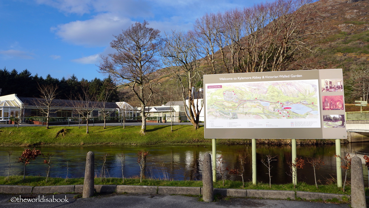 Kylemore Abbey gift shop restaurant