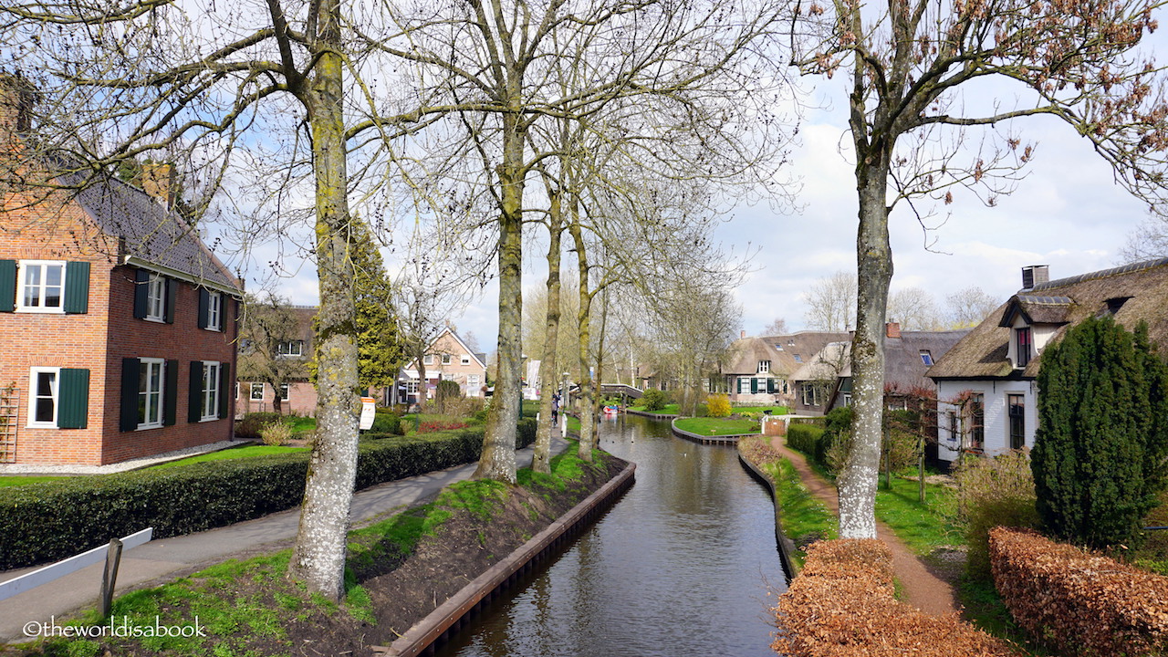 Giethoorn canal