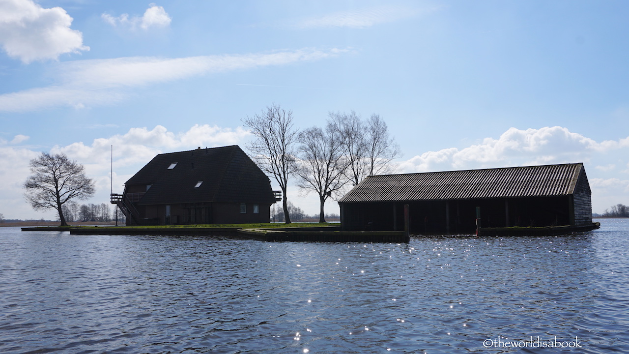 Giethoorn peat island