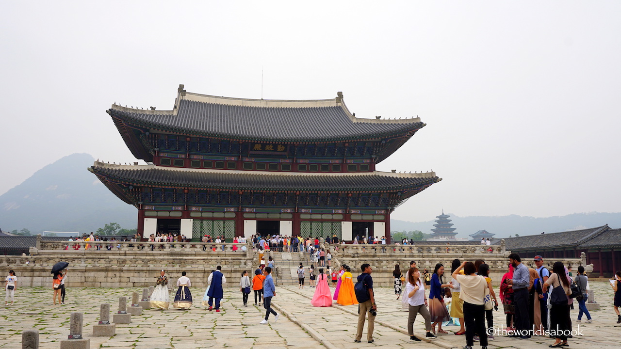 Geunjeongjeon Hall Seoul