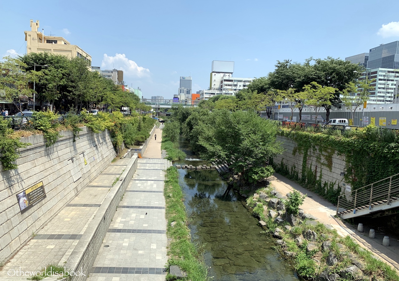 Seoul Cheonggyecheon River