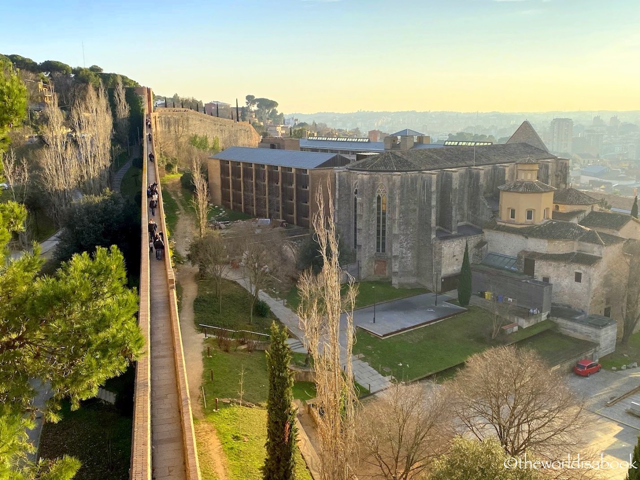 Girona city wall