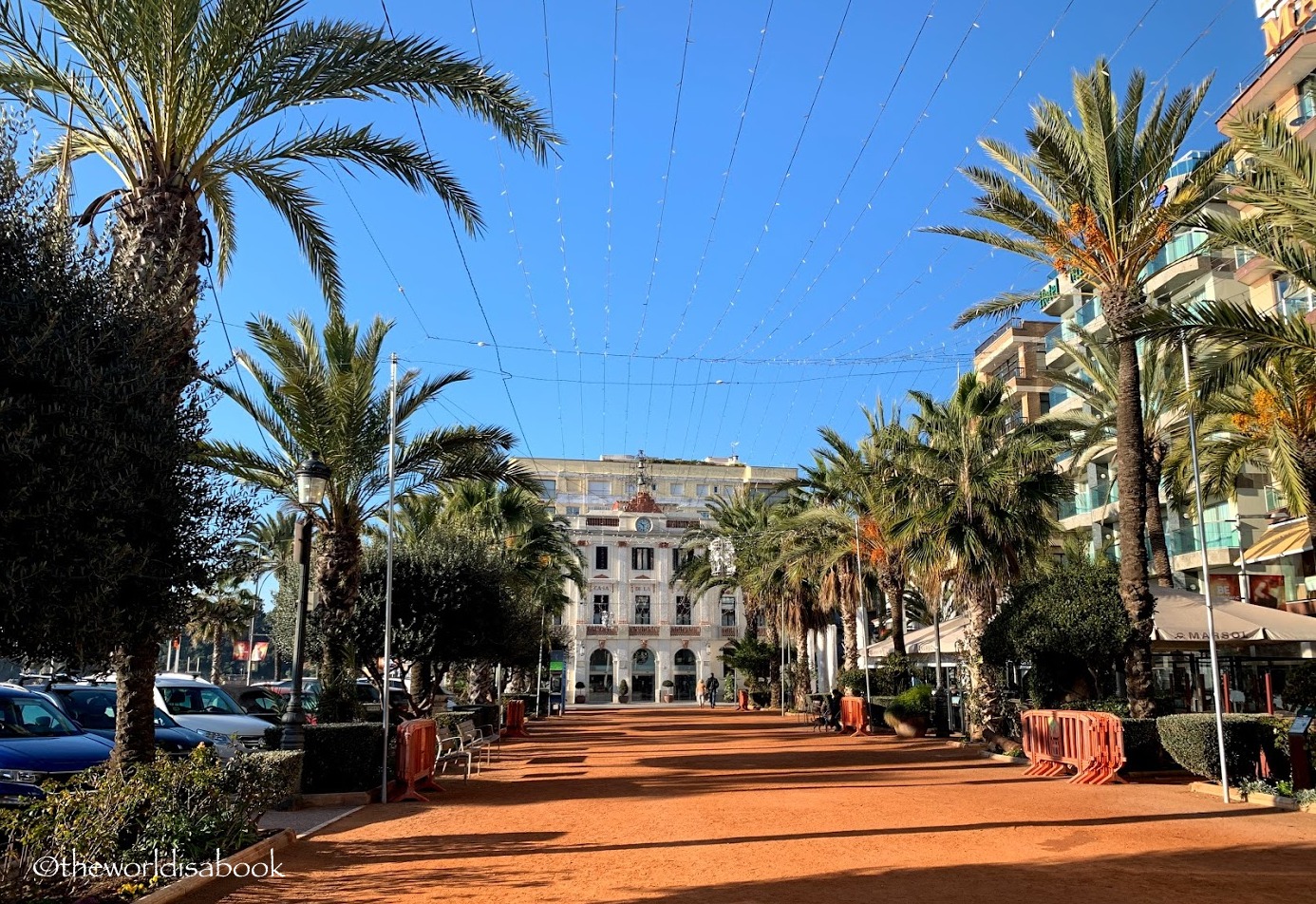 Lloret de Mar red sand promenade