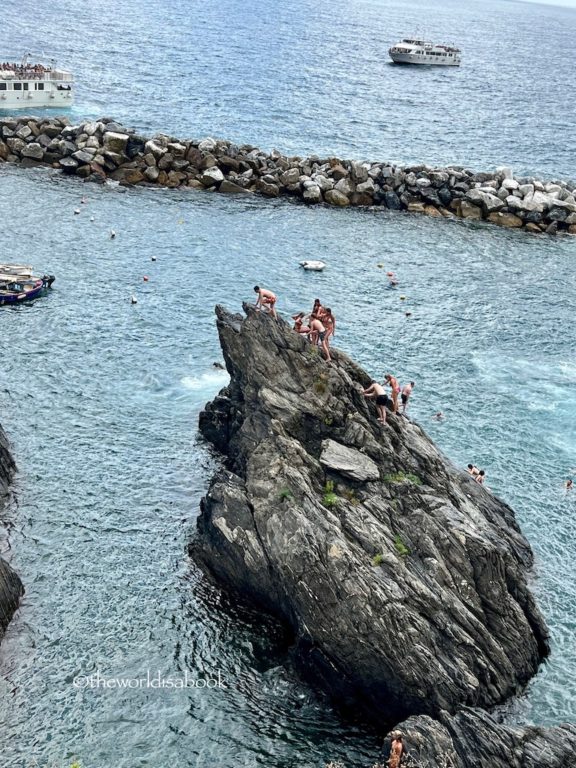 Manarolo divers Cinque Terre