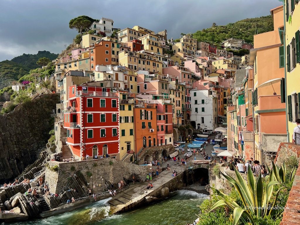 One Day In Cinque Terre Itinerary - The World Is A Book