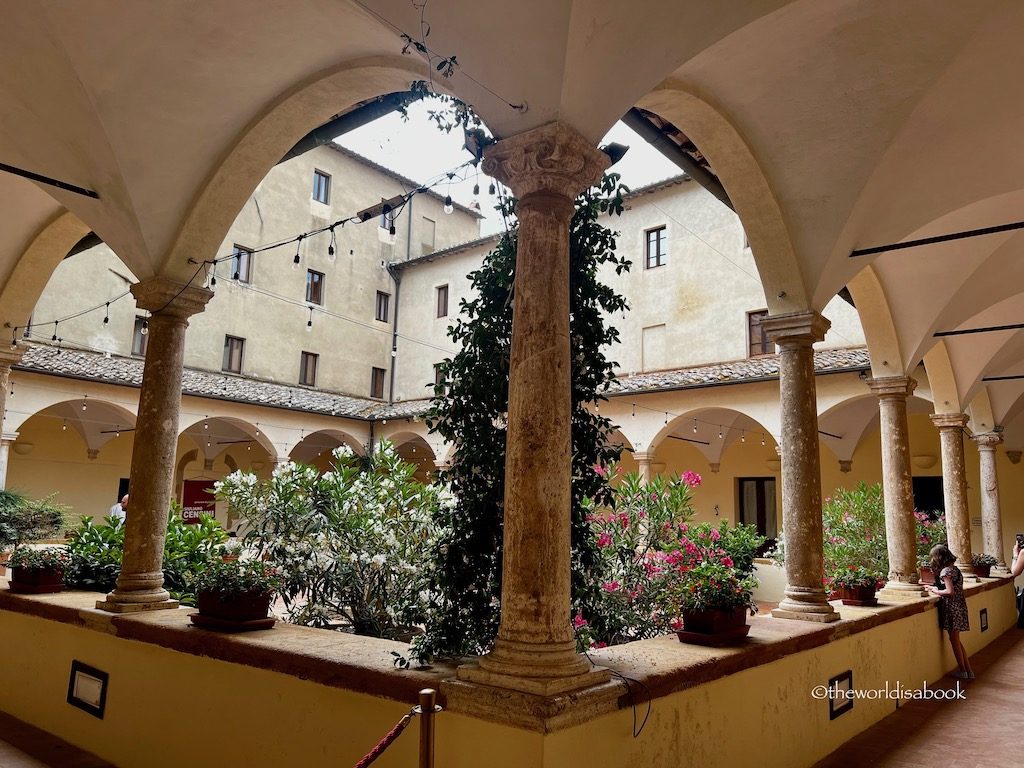 Pienza loggia