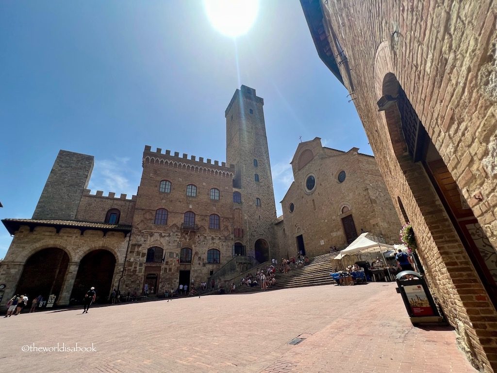 San Gimignano Duomo Square